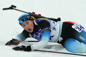 Ukaleq Astri Slettemark At Women's Biathlon Wallpaper