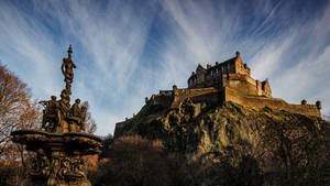 Unique Clouds Above Edinburgh Castle Wallpaper