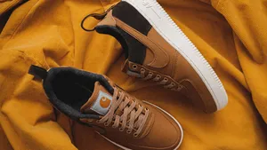 Up Your Street-style Game With A Passion For Sneakers. Wallpaper