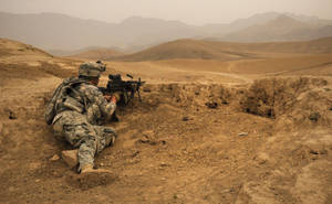Us Army Mountainous Arid Desert Wallpaper