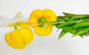 Vegetables Submerged In Water Wallpaper