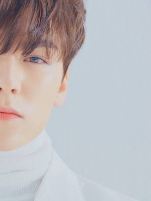 Vernon Close-up Portrait Wallpaper