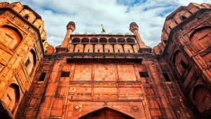 Vibrant Lahore Fort Wallpaper