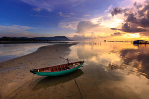 Vietnam Low Tide Wallpaper