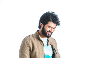 Vijay Deverakonda Modeling On A White Background 4k Wallpaper