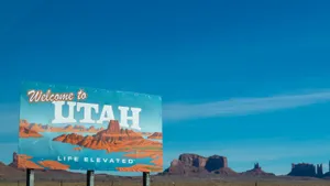 Welcome To Utah Signage Wallpaper