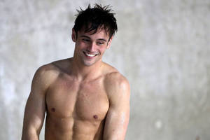 Wet Fresh Tom Daley Wallpaper