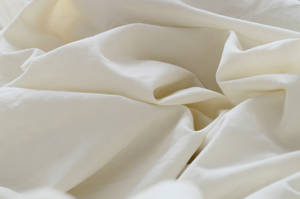 White Aesthetic Bedsheets Wallpaper
