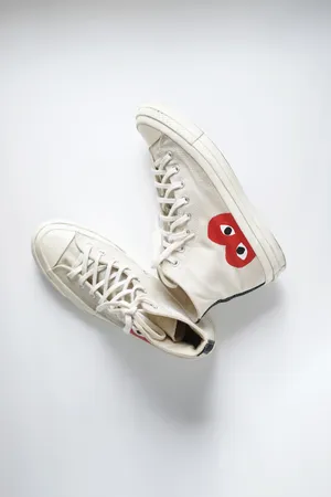 White Cdg Play Converse Wallpaper