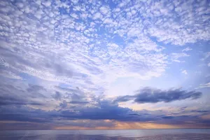 White Clouds With Sunset View Horizon Wallpaper