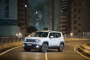 White Heron Renegade Jeep Wallpaper