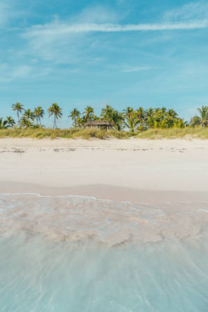 White Sand And Sky Bahamas Wallpaper