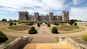 Windsor Castle Courtyard Wallpaper