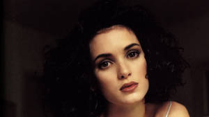 Winona Ryder Beautiful Actress Hd Close-up Wallpaper