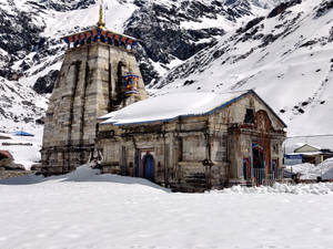 Winter Kedarnath Temple 4k Wallpaper