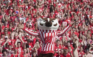 Wisconsin Badgers Team Spirit Wallpaper