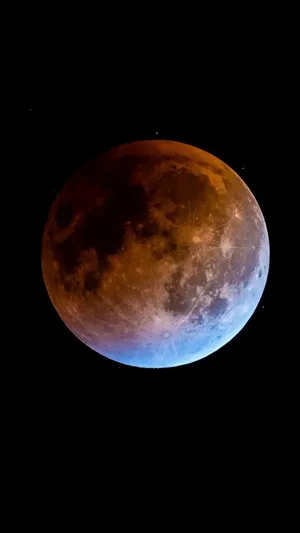 Witness The Mystical Effects Of The Blood Moon Rising Wallpaper