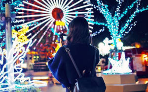 Woman In Yokohama Amusement Park Wallpaper