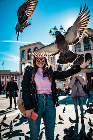 Woman With Pigeon Beautiful Birds Wallpaper