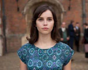 Womanin Historical Setting Wallpaper