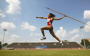 Women's Athletics Throwing Event Wallpaper