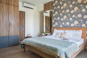 Wooden Country-style Bed Wallpaper