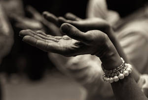 Worship Hands Wallpaper