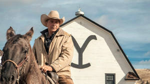 Yellowstone Tv Show Dutton Ranch House Wallpaper