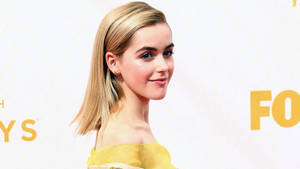 Young Artist Awardee Kiernan Shipka Wallpaper