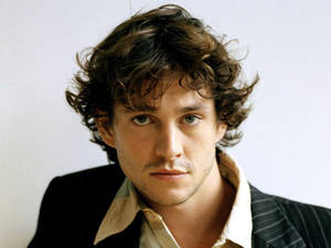 Young Hugh Dancy Wallpaper