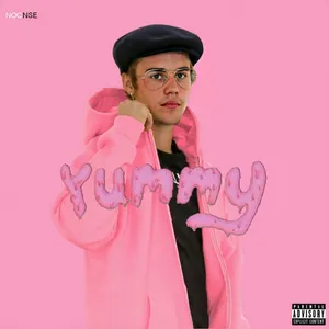 Yummy Justin Bieber In Pink Wallpaper