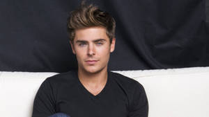 Zac Efron Photoshoot Wallpaper