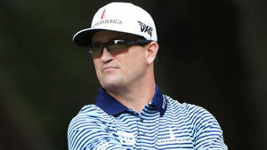 Zach Johnson Wearing Shades Wallpaper