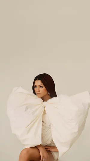 Zendaya For Elle Usa Wallpaper